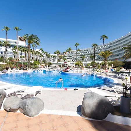 Altamira 61 - One Bed