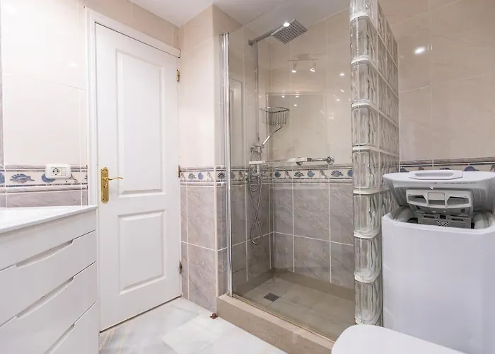 Altamira 61 - One Bed Apartment *